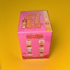 M Cute! Greedy Piglet Blind Confirmed Light Up French Fries Piglet Figure