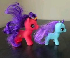 Lot Of 2 Large Plastic Play Horses Ponies Pink Blue Toy Figure Unbranded