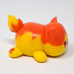 Aphmau MeeMeows 1.5″ t Fire Cat figure series 7 Elemental bonkers toy