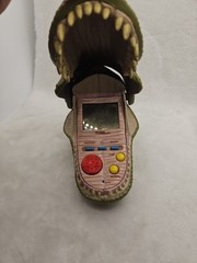 Jurassic Park III T Rex Jaw Chomping Handheld Game Tiger Electronics 2001 Tested
