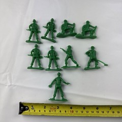Disney Pixar Toy Story Lot Of 9 Thinkway Green Army Men Soldiers