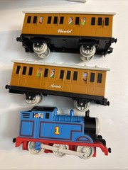 1993 Britt Allcroft Thomas The Tank Engine Battery Powered Annie Clarabel Track