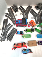 Mixed Lot of 43 Thomas & Friends Assorted Trains and Tracks – As Is for Parts