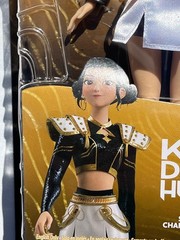 Mattel Kpop Demon Hunters Huntr/x Zoey Golden Singing Doll New In Hand!