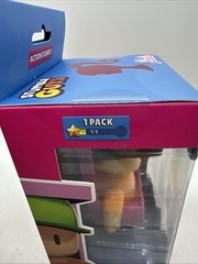 STUMBLE GUYS LEGENDARY BARBIE LIMITED EDITION BOXED 4″ FAN GUY