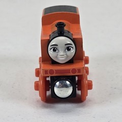 Thomas & Friends Wooden Railway Train Engine Nia