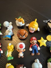Super Mario Jakks World of Nintendo Figures Lot Yoshi Toad Luigi Bomb Fish Star
