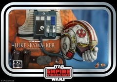 New Hot Toys MMS585 Star Wars 1/6 Luke Skywalker (Snowspeeder Pilot) in stock