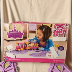 Hasbro My Little Pony Magic Friendship Express Train Set – Loco not working