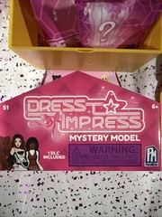 Dress to Impress Mystery Model DREAMY SPARKLE Doll Figure Toy & DLC CODE
