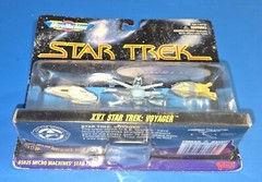 STAR TREK MICRO MACHINES 16 XVI ARRAY, KAZON TORPEDO, VOYAGER SHUTTLE Galoob MOC
