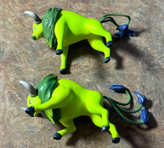 SHINY TAUROS a Wild Bull Pokemon – Set of Two (different poses) by BANDAI – NEW