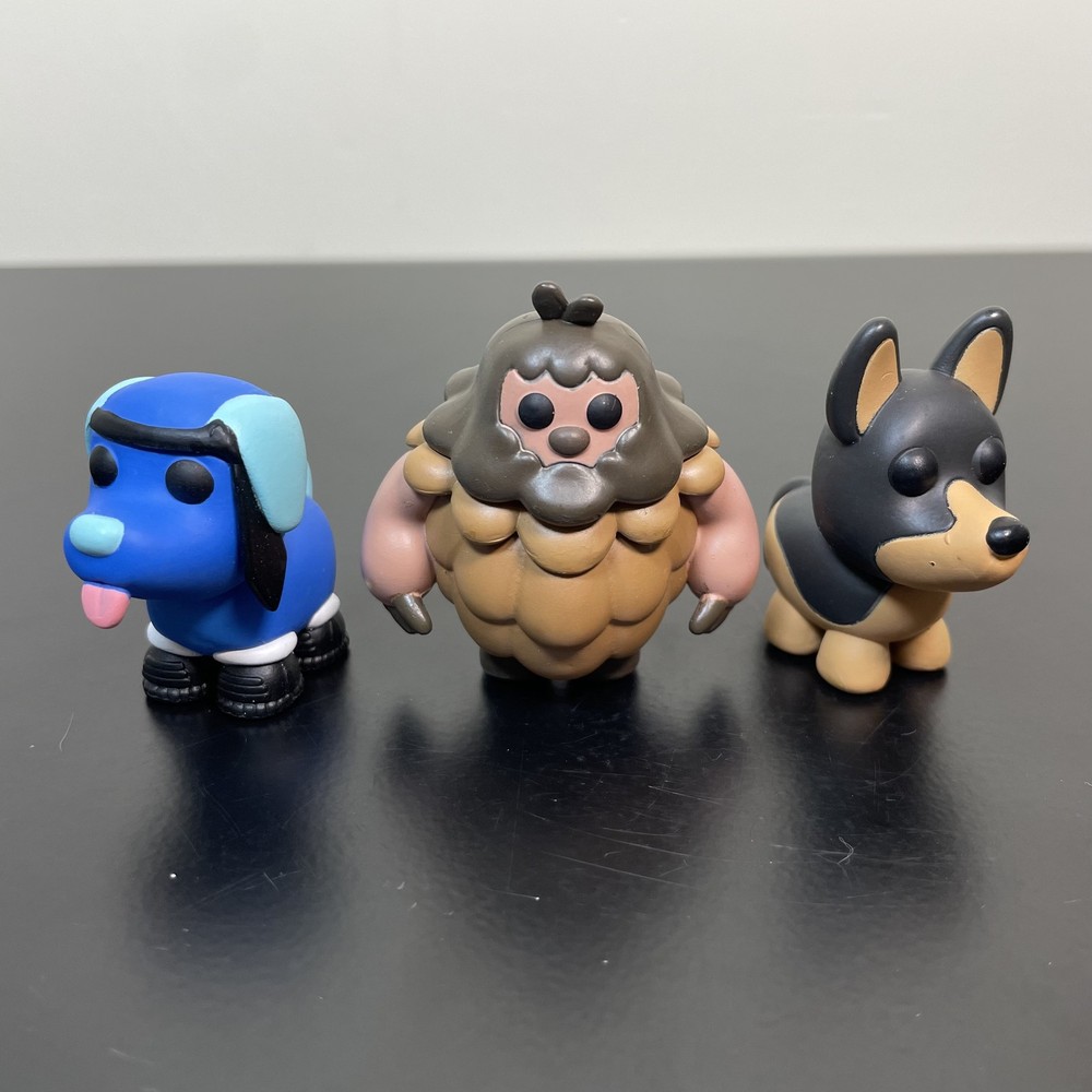 AM! Adopt Me Collectible Mini Figures Lot of 3 Dogs & Bigfoot Jazwares LLC
