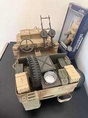 Soldiers of the World Jeep Vickers Machine Gun & Commando Figure (SAS)