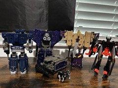 Transformers lot of 4 WFC Soundwave Blitzwing Astrotrain