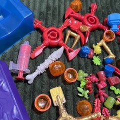 treasure x lot Accessories Weapons Coffins Eagle Snake Spider Gold Red Green