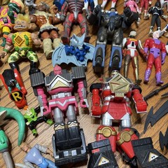 100+ 90’s loose action figure lot Snake Man Capcom Mega Man, Bandai, TMNT Marvel