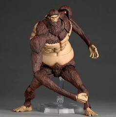 Kaiyodo Revoltech Amazing Yamaguchi Attack on Titan Beast Titan Model In Stock