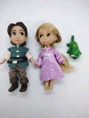 DISNEY STORE Animators Collection Lot Flynn Rider Rapunzel 5″ toddler doll set