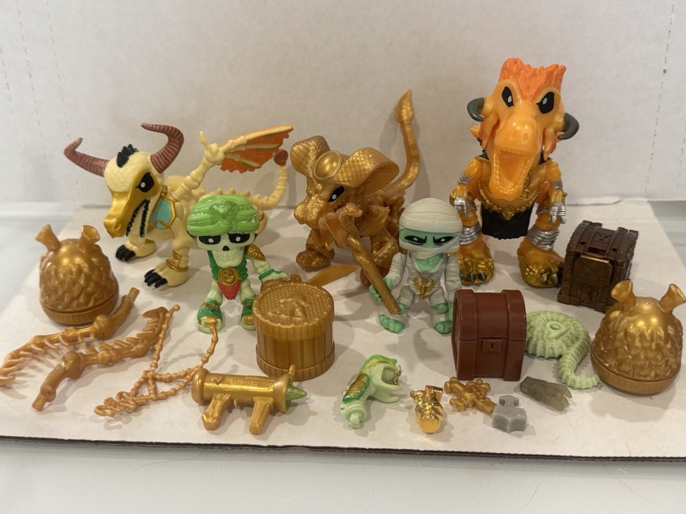Moose Treasure X Figures Lot Gold Dragons Skeleton Mummy Dino Chests Weapons