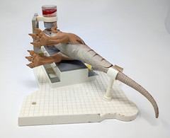 Jurassic Park The Lost World DINO DAMAGE MEDICAL CENTER with ALLOSAURUS **READ**