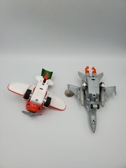 Disney Pixar Planes Pull & Fly Buddies Lot x2 El Chupacabra + Bravo – Plastic Go