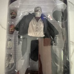 DARKMAN Dr Peyton Westlake WHITE SHIRT Variant SOTA TOYS Figure Now Playing 2004