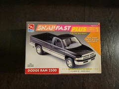 Dodge Ram 2500 1/25 AMT ERTL Model Kit NEW Unbuilt 6199