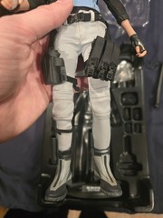 Hot Toys VGM11 Resident Evil 5 Jill Valentine BSAA Figure