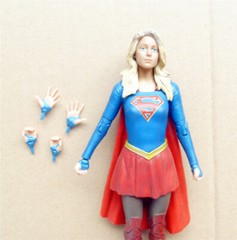 DC Collectibles SUPERGIRL ACTION FIGURE CW TV Series action Figure w hands 6.75″