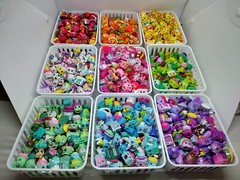 SHOPKINS Lot of 25 Random Pick Mixed colors Seasons 1 2 3 4 5 6 7 8 9+