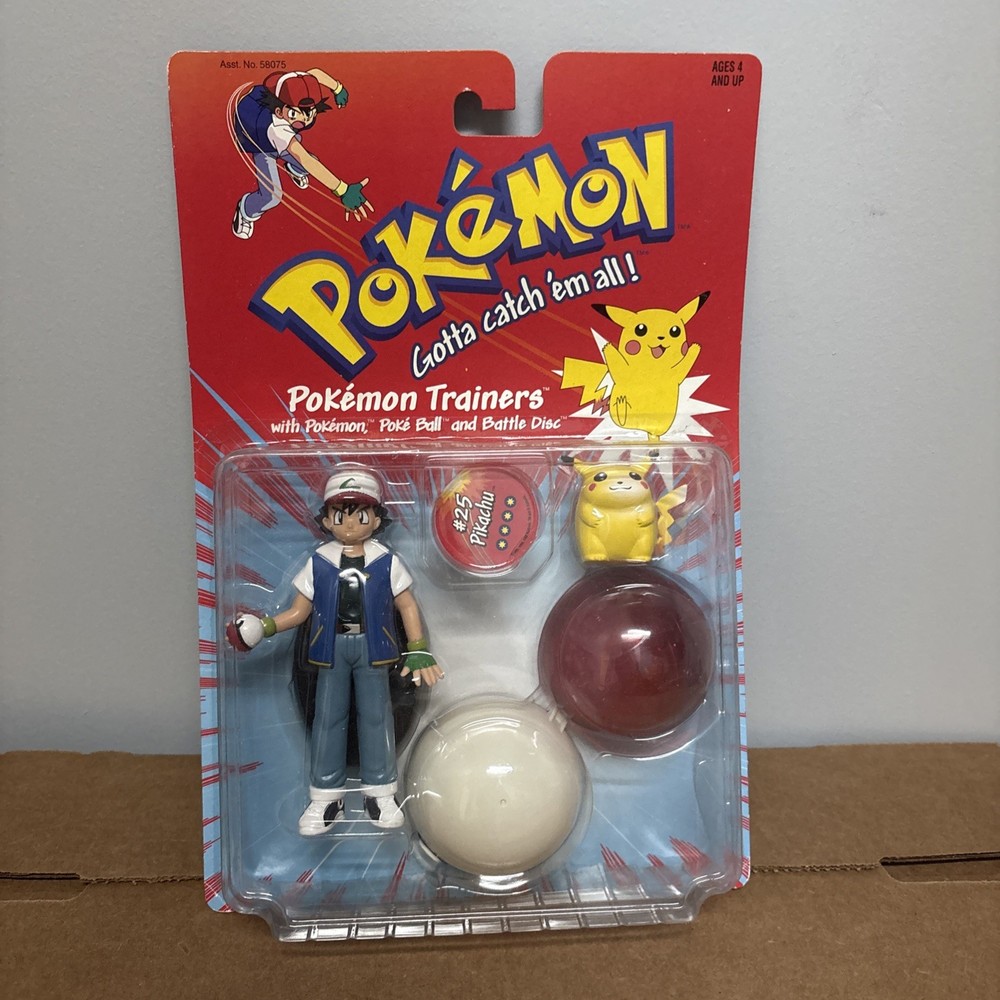 Pokemon Trainers Ash & Pikachu Figures w/Poke Ball & Battle Disc 1999