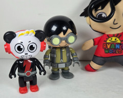 Ryan’s World Toy Action Figure and Plush Bag Clip Lot of Four Bonkers Toys