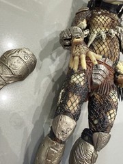 NECA Predator Hunter 2013 Comes As Shown