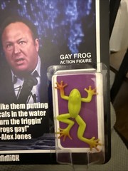 Retrogimmick: Info Wars Frogs