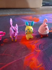 Vintage Lot Pokemon Nintendo Mini Figures & Eevee & Pokeball Free Shipping!!