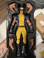 Sideshow Collectibles Wolverine Action Figure 1/6 Scale