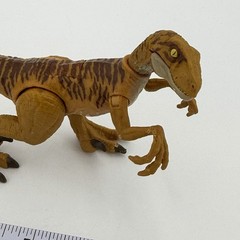 Jurassic World Camp Cretaceous Savage Strike Orange Velociraptor, Loose Figure
