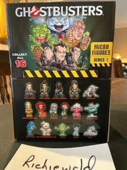 FULL DISPLAY of 24 GHOSTBUSTERS CRYPTOZOIC MICRO FIGURES-VHTF ! ALL 24 PACKS !