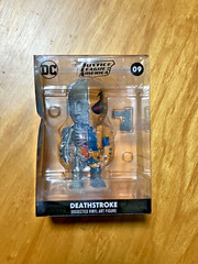 XX Ray DEATHSTROKE Justice League Dissected Figure Mighty Jaxx, NRFB – US Seller