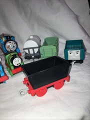 2013 Mattel Thomas And Friends Trackmaster Motorized Train Cars Mixed lot Of 9