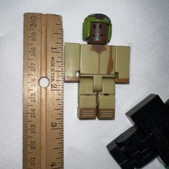 6 R0BL0X Toys Action Mini Figures With One Block And Some Weapons