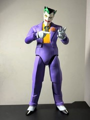 Batman Animated Series Joker 1/6 Scale Figure DC Comics Collectible Statue