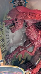 Alien Collection Light & Sound Deluxe Alien Queen Giant Action Figure