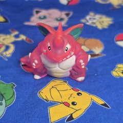 Pokemon Nidoking Clear Pink Figure Finger Puppet 1996 Nintendo Bandai Japan USA