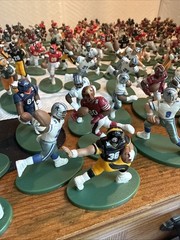 Lot of 100+all teams Mini Player Figures McFarlane style, 1997