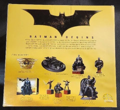 BATMAN BEGINS~BATMAN~’IN FLIGHT’~STATUE~LE 4000~GENTLE GIANT LTD~DC DIRECT~MIB