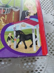 Schleich Horse Club 42437 Riding Stable Feeders Tori & Princess NIB