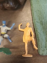 Batman Ideal 1966 Playset Cave And Figures