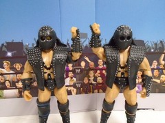 RSC Unsanctioned Classic Superstars Demolition Ax & Smash Variant Black Yellow